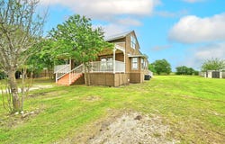 320 Sunset Ridge Rd, Maxwell, TX 78656