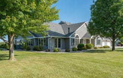 749 Grayhawk Circle, Mankato, MN 56001