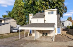 220 SE 28TH Ave, Hillsboro, OR 97123