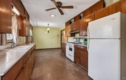 1770 SW Broadview DR, Topeka, KS 66615