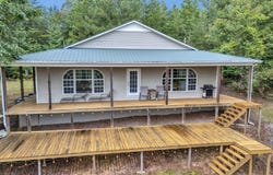 393 EAGLES POINT, Double Springs, AL 35553