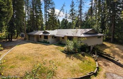 130 Shady Ln, Priest River, ID 83856