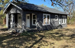 705 E 9th Street, Coleman, TX 76834
