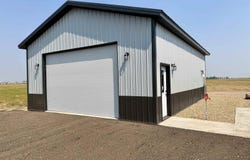 219 Castaway Loop, Pierre, SD 57501