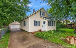 4393 Division Street, Wayland, MI 49348