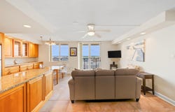 9600 Atlantic Ave, Margate, NJ 08402