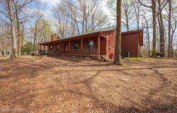 367 Deep Gap Road, Jackson, TN 38301