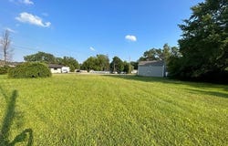 Lapeer Rd, Burton, MI 48509