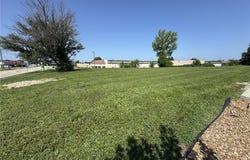 623 E Young Avenue, Warrensburg, MO 64093