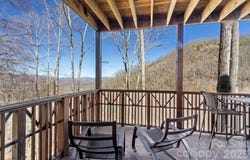 61 Creekside Way, Burnsville, NC 28714