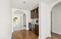 4438 E CAMELBACK Road, Phoenix, AZ 85018