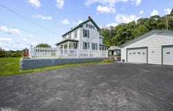 1195 LOOP Road, GERRARDSTOWN, WV 25420