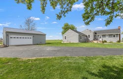 4698 E 17th. Road, Leland, IL 60531