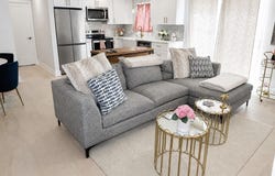 21 S Madison Avenue, Margate, NJ 08402-2277