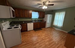 31 Campigatta Hollow, Van Lear, KY 41265