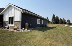 719 Tallgrass Cir, Luverne, MN 56156