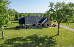 141 Ashley Drive, Cape Girardeau, MO 63701