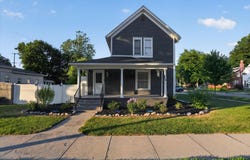 125 E Lincoln Street, Grand Ledge, MI 48837