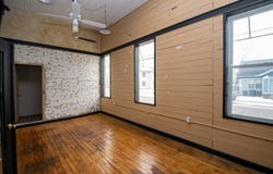 300 4th St, Algoma, WI 54201
