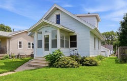 709 Magnolia Parkway, Waterloo, IA 50701