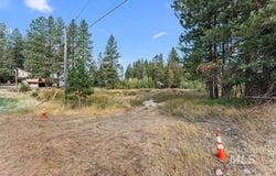 303 Mcbride St, McCall, ID 83638