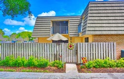 325 3RD Way, West Palm Beach, FL 33407
