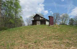 Tate Hill Rd, Petroleum, WV 26161