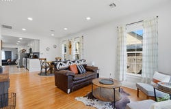 620 S WATER St, Silverton, OR 97381