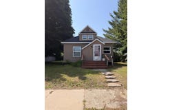 406 E Avenue A, Newberry, MI 49868