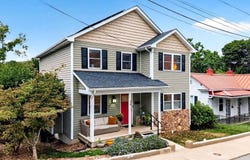 26 LAKE AVE, STAUNTON, VA 24401