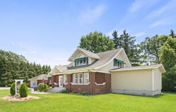 2 E Ash Street E, Three Oaks, MI 49128