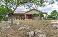 101 MOUNTAIN TOP DR, Boerne, TX 78006
