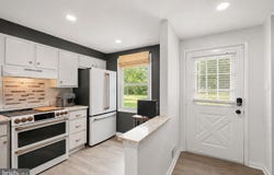 8234 CRESTMONT CIR, SPRINGFIELD, VA 22153