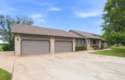 405 Riverview St, Douglass, KS 67039-9402