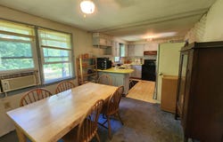 4 Belden Avenue, Canton, CT 06019