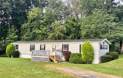 2 Brown Boulevard, Dundee, NY 14837