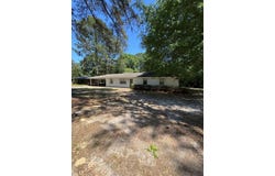 133 Chewalla Circle, Eufaula, AL 36027