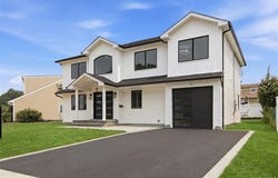 31 Underhill Avenue, Syosset, NY 11791