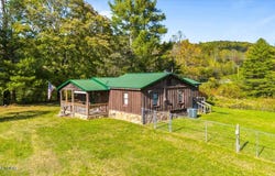 135 Midway Rd, Clairfield, TN 37715