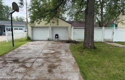 1295 E Park Road, Grand Island, NY 14072