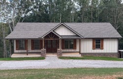 5250 Eagles Cove Rd., Byrdstown, TN 38549