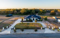 212 Doc Bryson, Bastrop, TX 78602