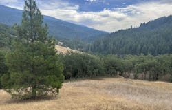 River Road, Mad River, CA 95526