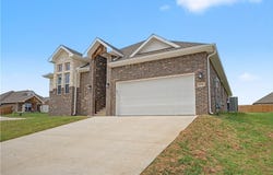 1170 Garrett Lane, Centerton, AR 72719