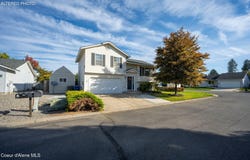 205 W Choctaw Ave, Post Falls, ID 83854