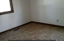 1009 S Wabash Ave, Hastings, NE 68901