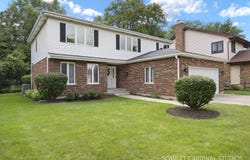 519 Calduto Circle, Villa Park, IL 60181