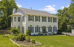 2 Moore Terrace, Cape May Court House, NJ 08210