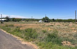 402 W 8th St, Colorado City, TX 79512