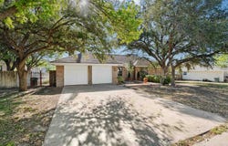 116 Warbonnet, Del Rio, TX 78840